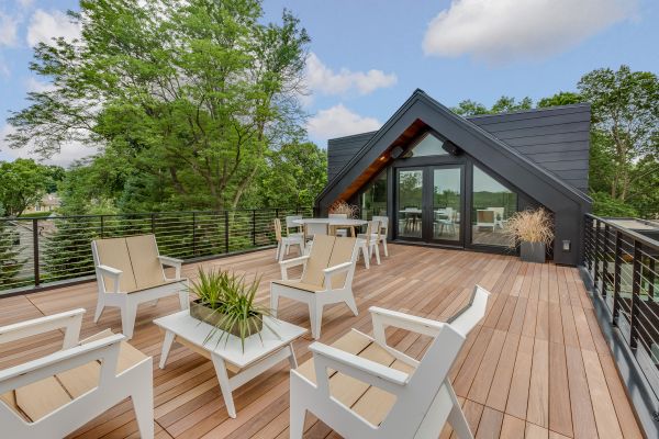 Cost of Deck Construction in Lynnwood