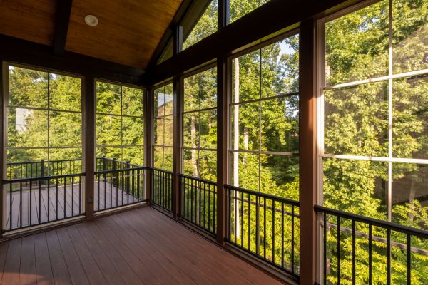 Cost of Enclosed Porch Construction in Lynnwood