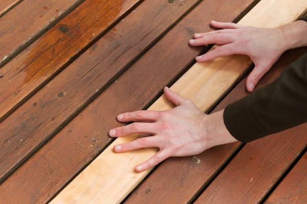 Deck Board Repair in Lynnwood