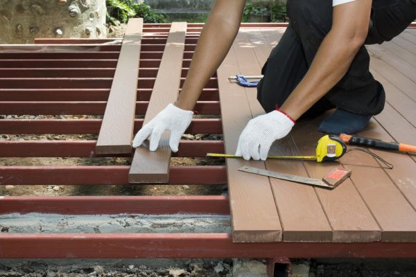Cost of Custom Deck Installation in Lynnwood
