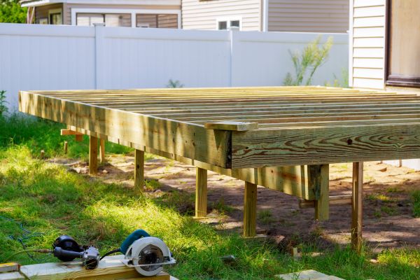 Cost of Elevated Deck Installation in Lynnwood