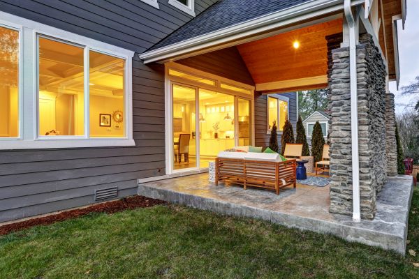 Cost of Back Porch Construction in Lynnwood
