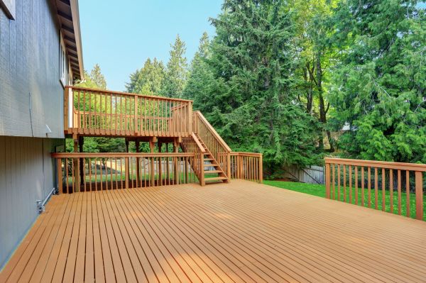 Cost of Multi Level Deck Installation in Lynnwood