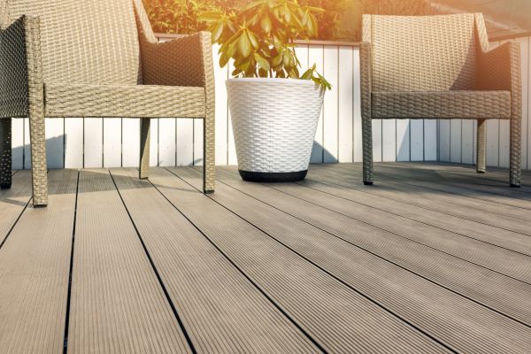 Cost of Artificial Deck Installation in Lynnwood