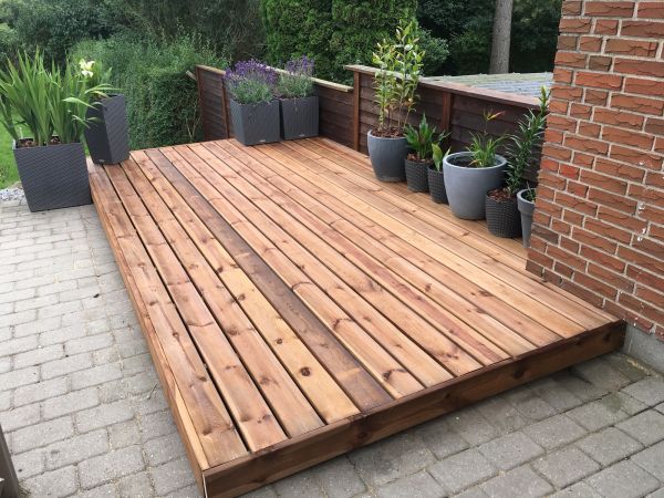 Cost of Platform Deck Installation in Lynnwood