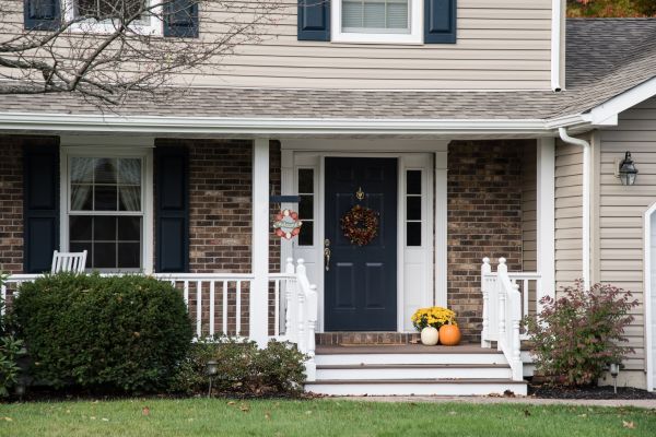 Cost of Front Deck Construction in Lynnwood